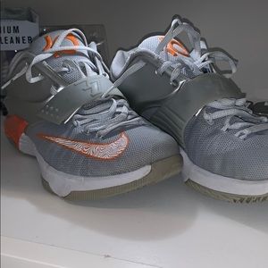 kd long shoes
